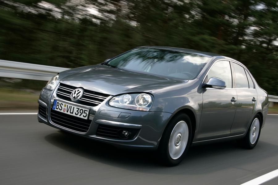  Volkswagen Jetta 2005 года  (фото 31 из 131)